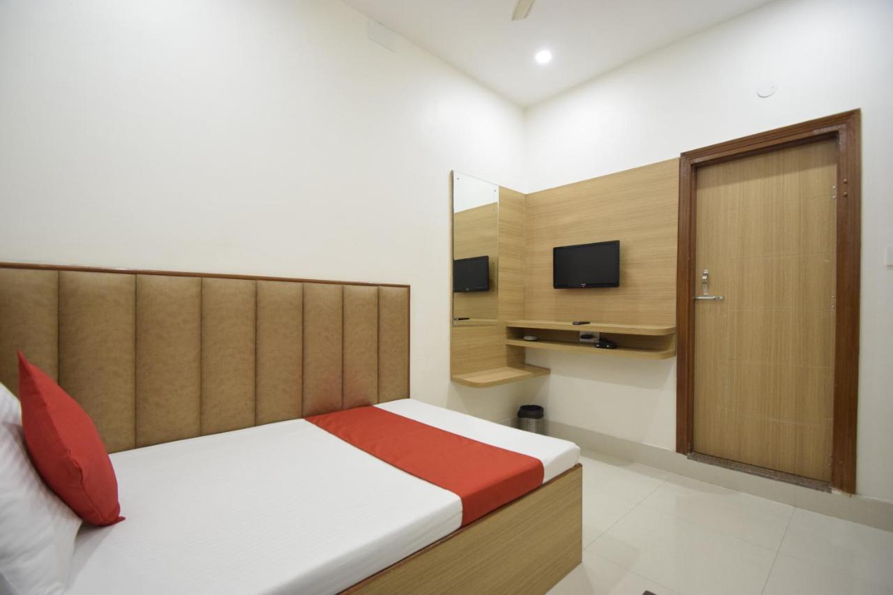 Hotel Atlantic Alwar Buitenkant foto