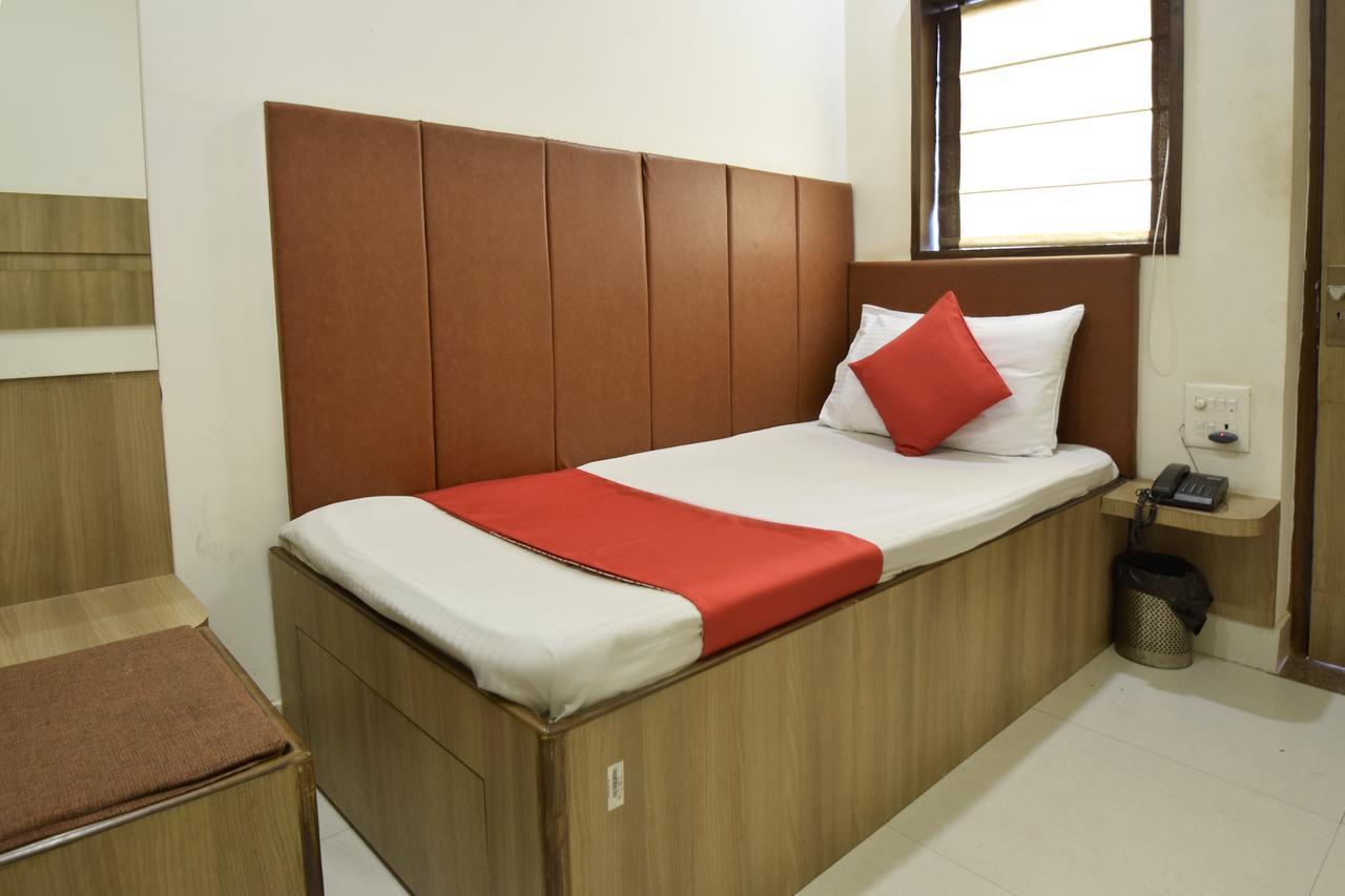 Hotel Atlantic Alwar Buitenkant foto