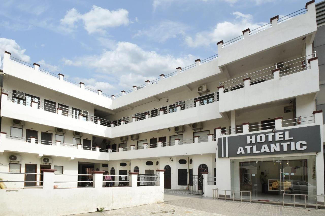 Hotel Atlantic Alwar Buitenkant foto