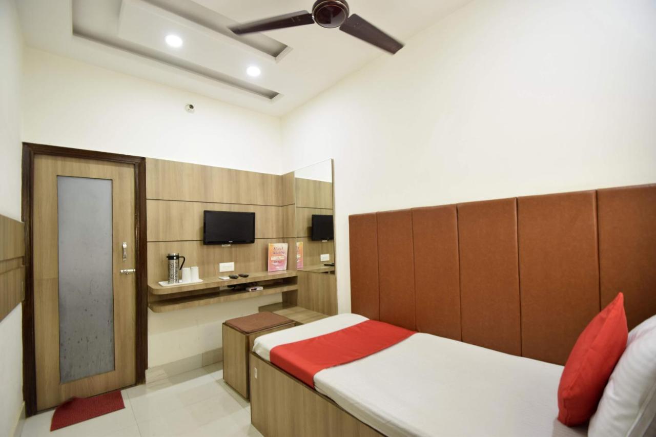 Hotel Atlantic Alwar Buitenkant foto