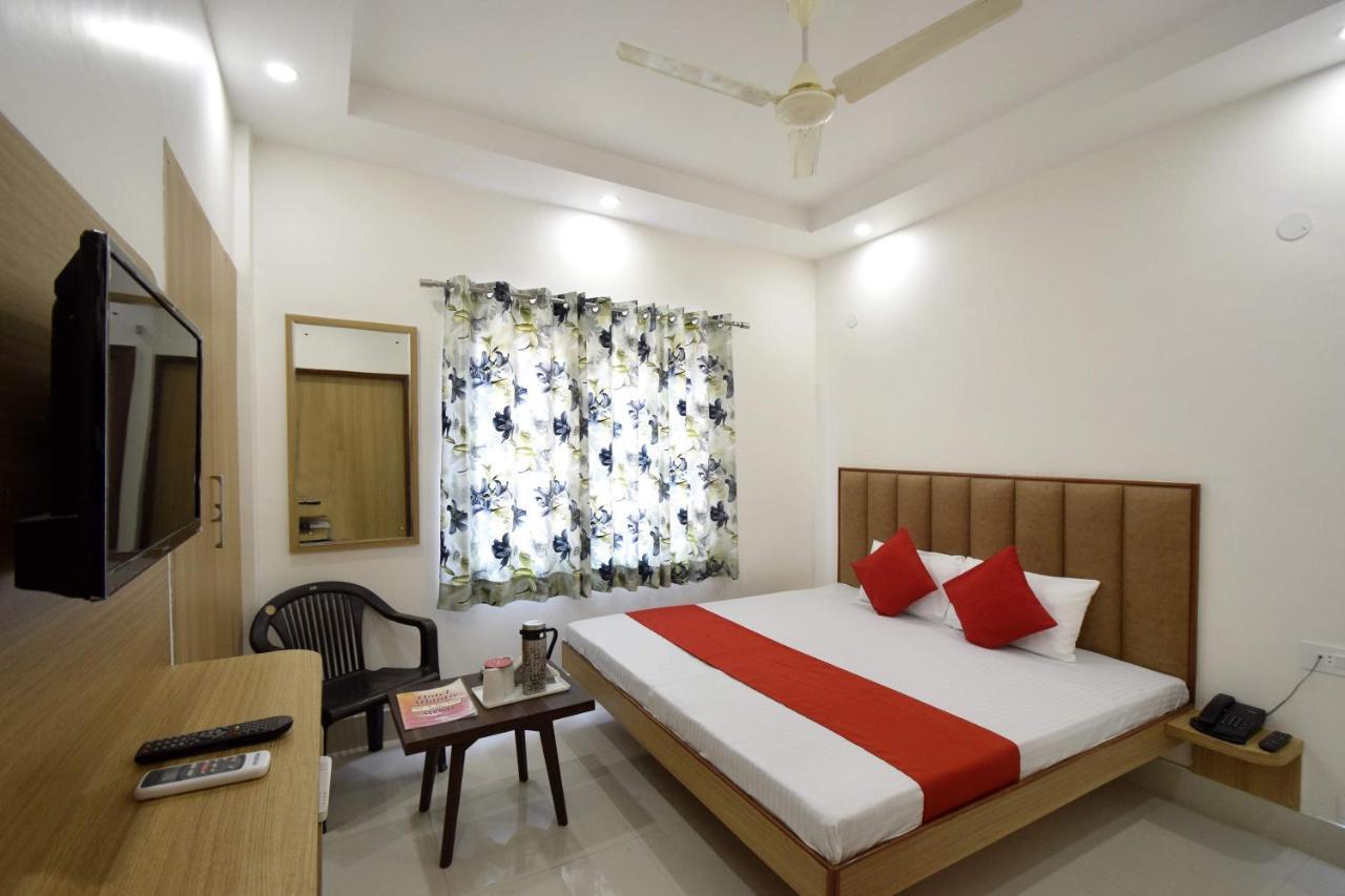 Hotel Atlantic Alwar Buitenkant foto
